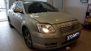 Toyta Avensis II 2004 - 4.jpg